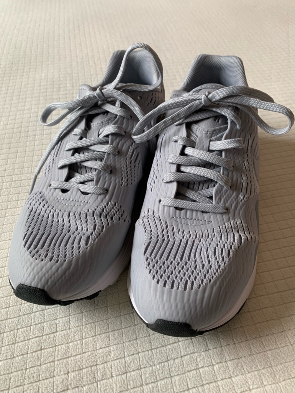 Nike Air Pegasus 92/16 gray sneakers